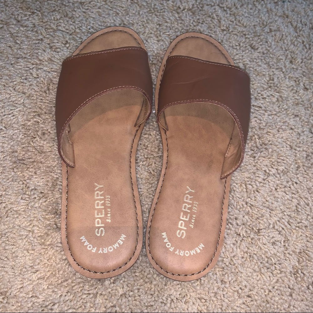 Sperry sandals